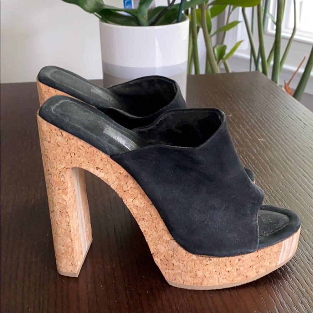 Black suede cork heels 🔥
